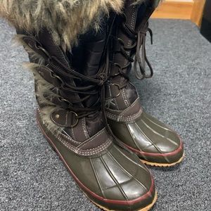 Khombu boots